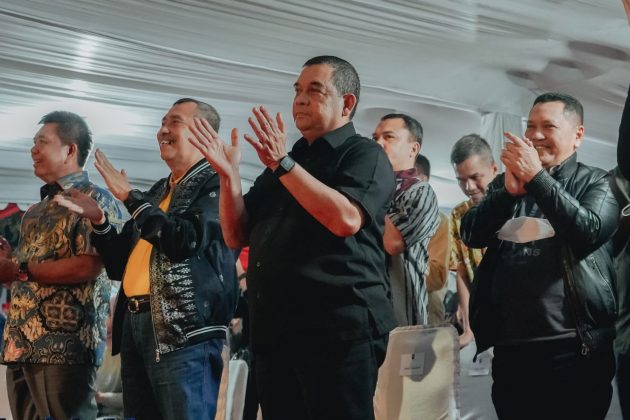 Plt. Sekretaris DPRD Provinsi Riau Hadiri Acara Kenduri Rakyat Bersama Armada Band